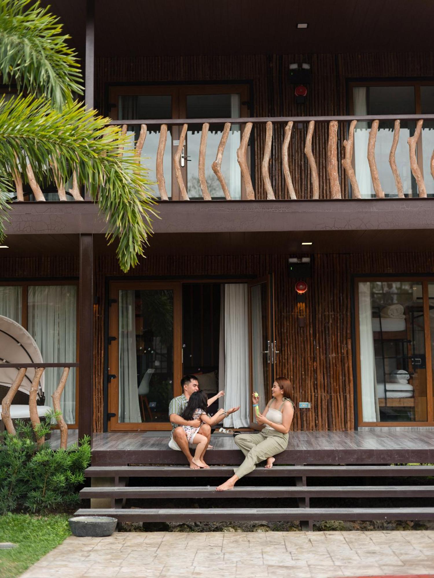 Crusoe Cabins Costa Azalea Samal Exteriör bild